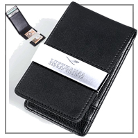 LUFTHANSA® KREDITKARTEN-ETUI UND MONEY-CLIP AUS ECHTEM LEDER MIT RETRO KRANICH LH-LOGO